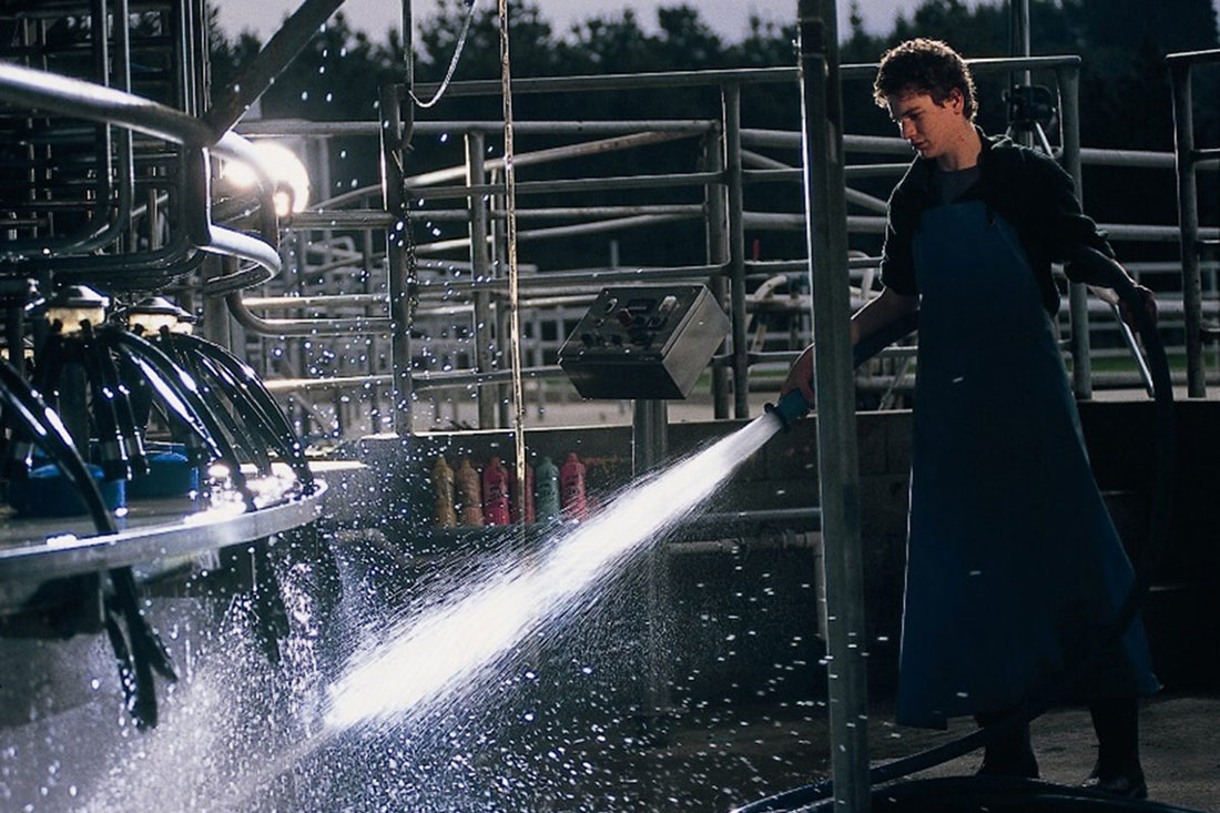 Milking Shed Water Use Yard Washing 1200X800