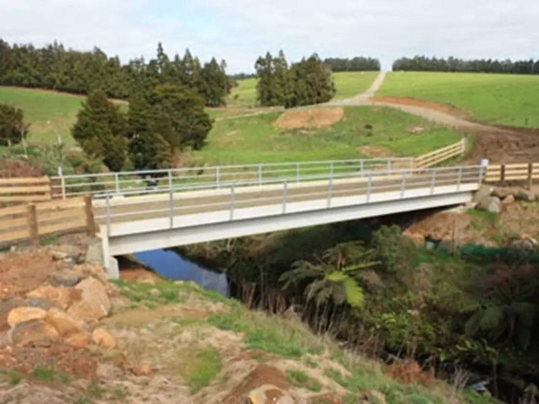 Single Span Bridge