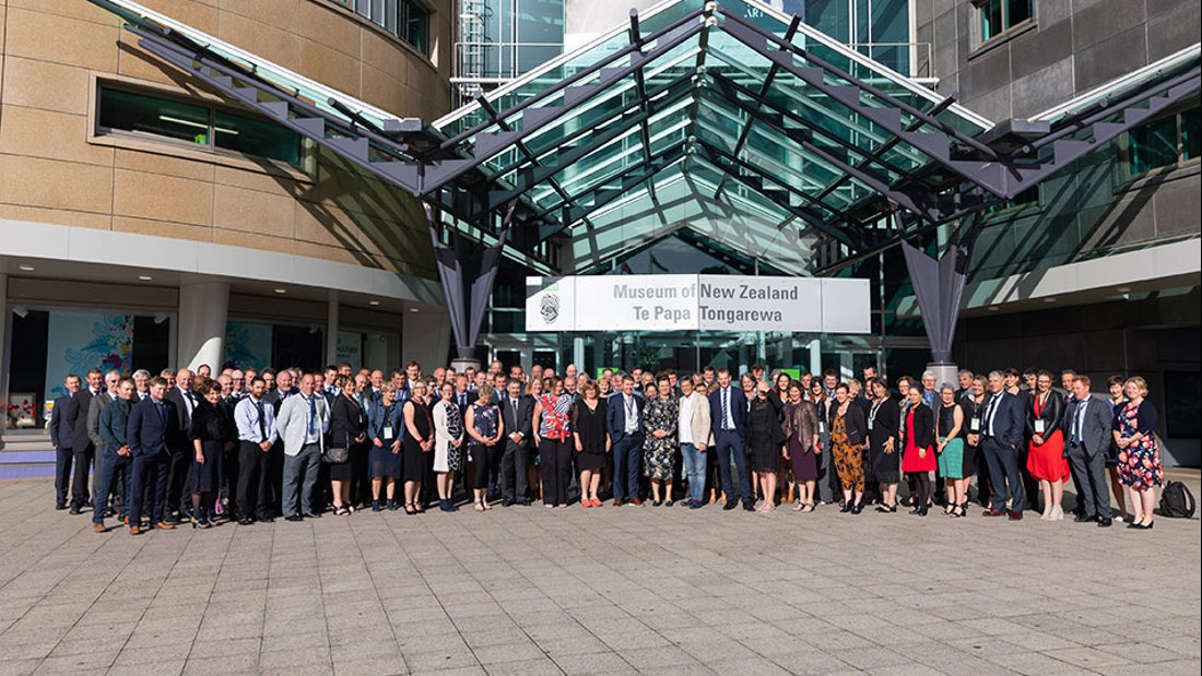 Del 2018 Attendees Outside Te Papa Pod