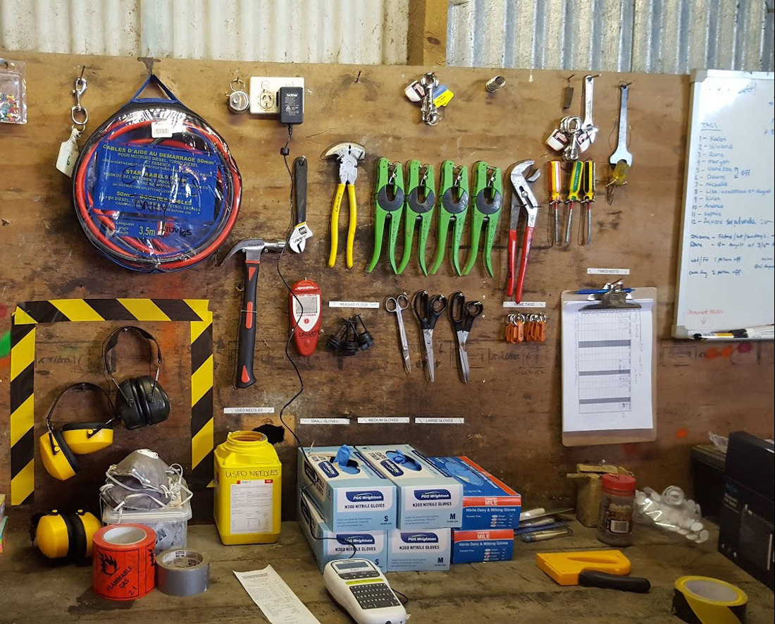 Calf Shed Board Image 2